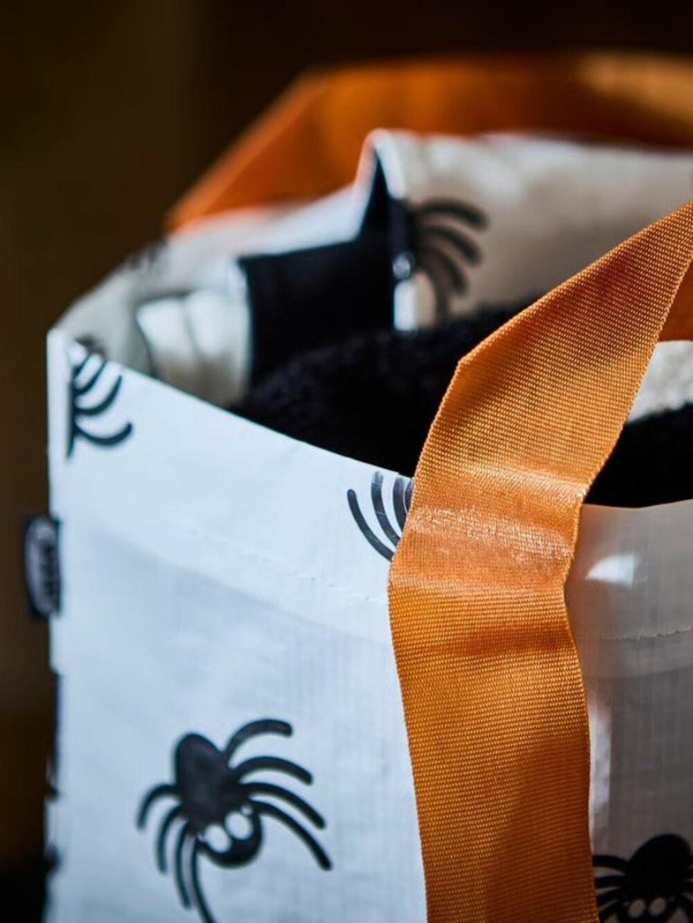 NEW - IKEA - KUSTFYR Bag, spider pattern white/black, 10 ¾x7x10 ¾ " 440 oz  NWT - Picture 3 of 4